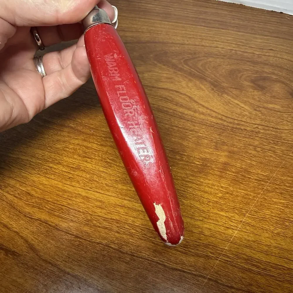 Vintage SIEGLER WARM FLOOR HEATERS Red Wood Handle Whisk 9 1/2” Whirly Whipper